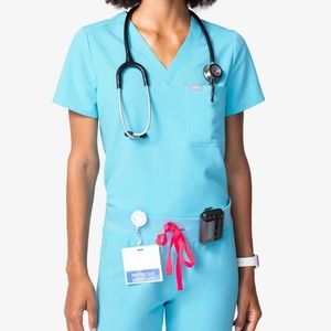 NWOT Figs Catarina One-Pocket Scrub Top